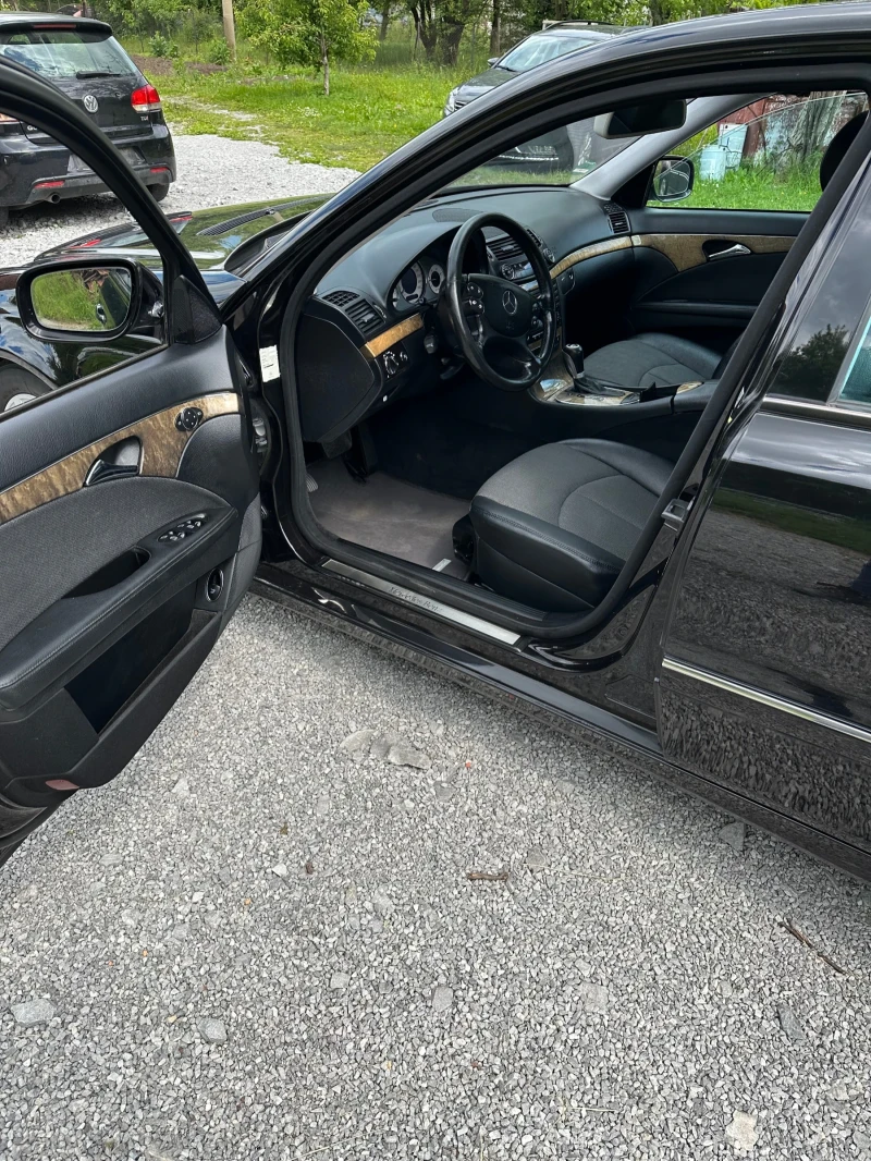 Mercedes-Benz E 220 2, 2, снимка 11 - Автомобили и джипове - 52878390