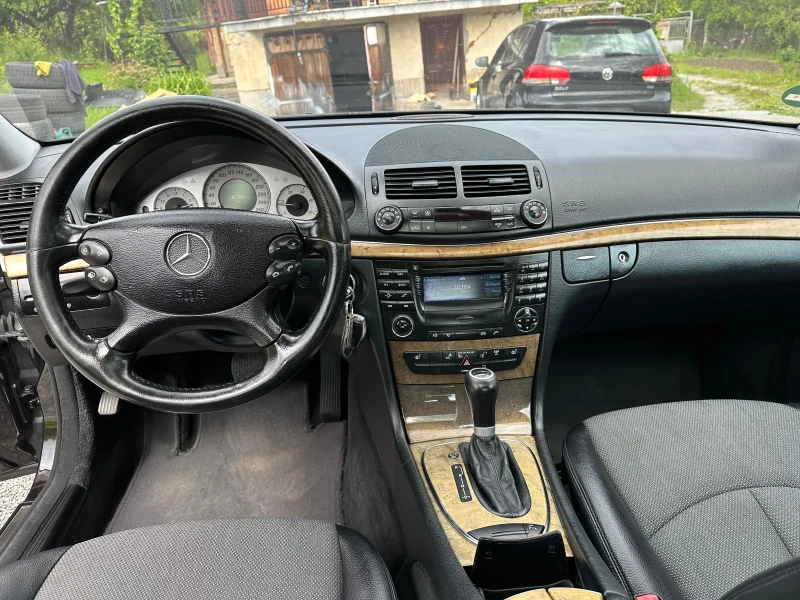 Mercedes-Benz E 220 2, 2, снимка 8 - Автомобили и джипове - 52878390