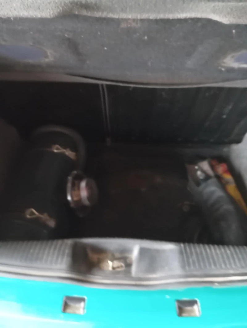 VW Polo, снимка 4 - Автомобили и джипове - 52061965