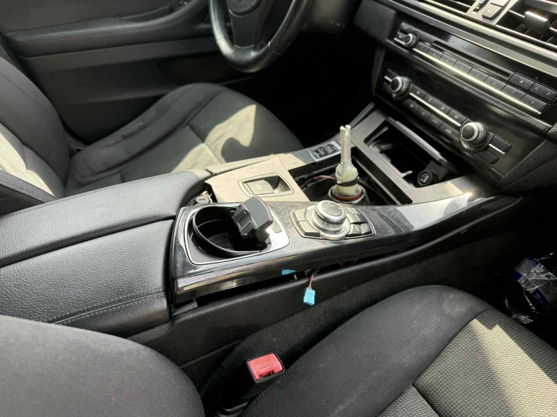 BMW 330 E91 XDRIVE, снимка 3 - Автомобили и джипове - 51687392