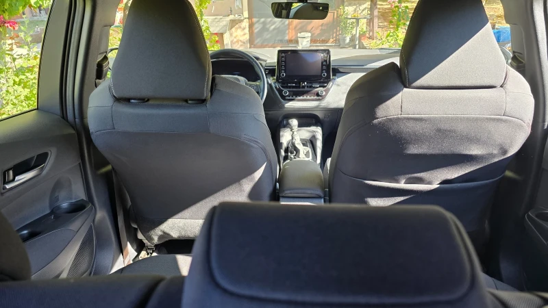 Toyota Corolla Executive HB 1.2 6M Turbo, снимка 9 - Автомобили и джипове - 51717426