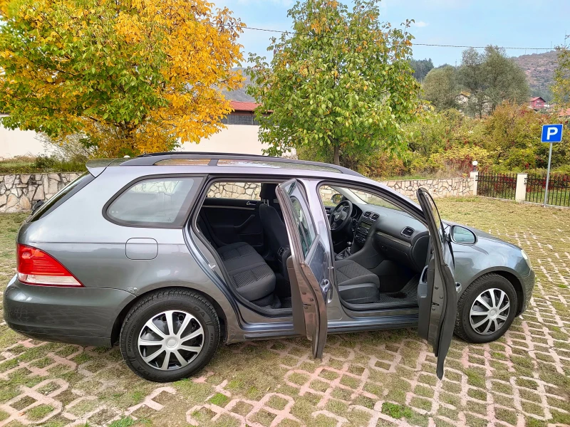 VW Golf * GOLF 6 * 1.6TDI * КЛИМАТРОНИК * , снимка 12 - Автомобили и джипове - 52079786