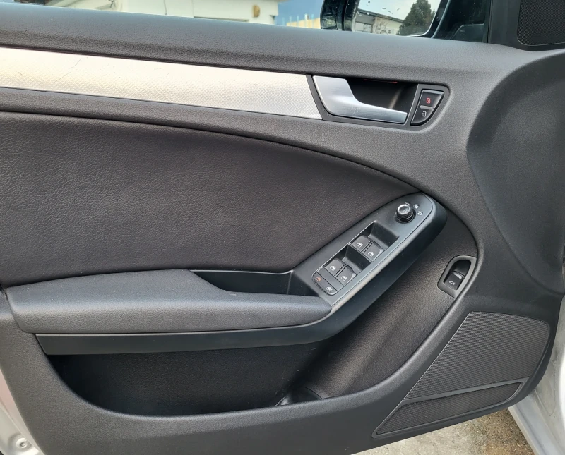 Audi A4 2.0TFSI 211kc. Quattro, снимка 10 - Автомобили и джипове - 52697113