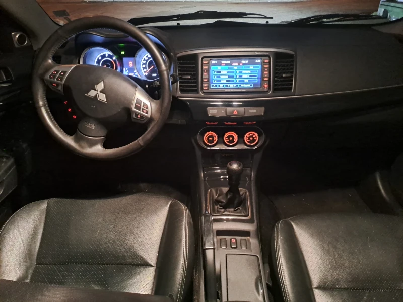 Mitsubishi Lancer 1.8 DID Японския Мотор, снимка 13 - Автомобили и джипове - 53253821
