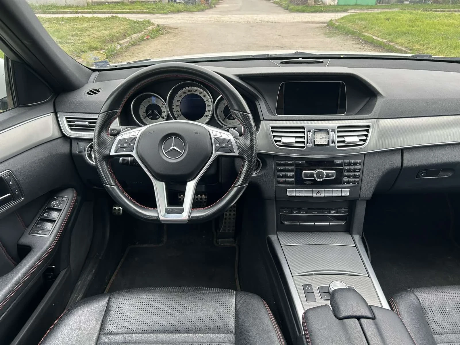 Mercedes-Benz E 250 Bluetec 4 matic - изображение 8