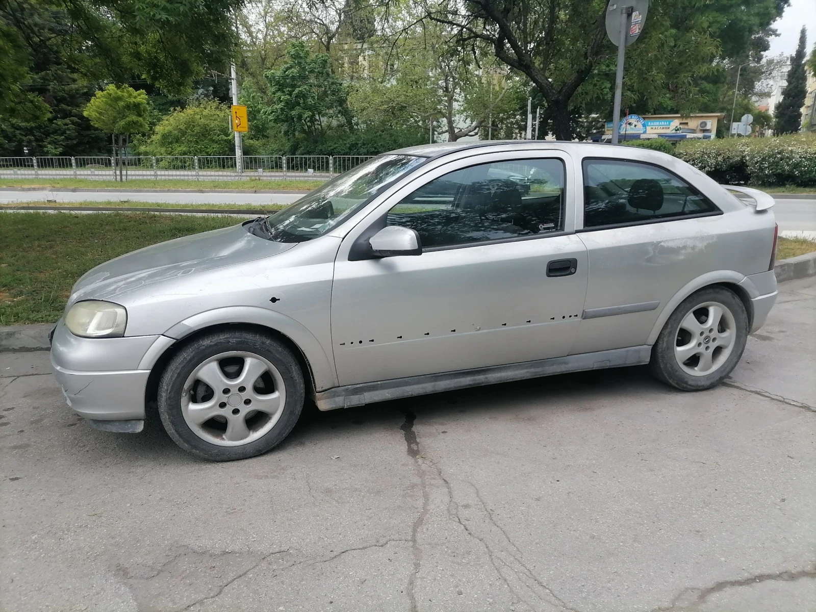 Opel Astra 2.0dti 16v - изображение 2