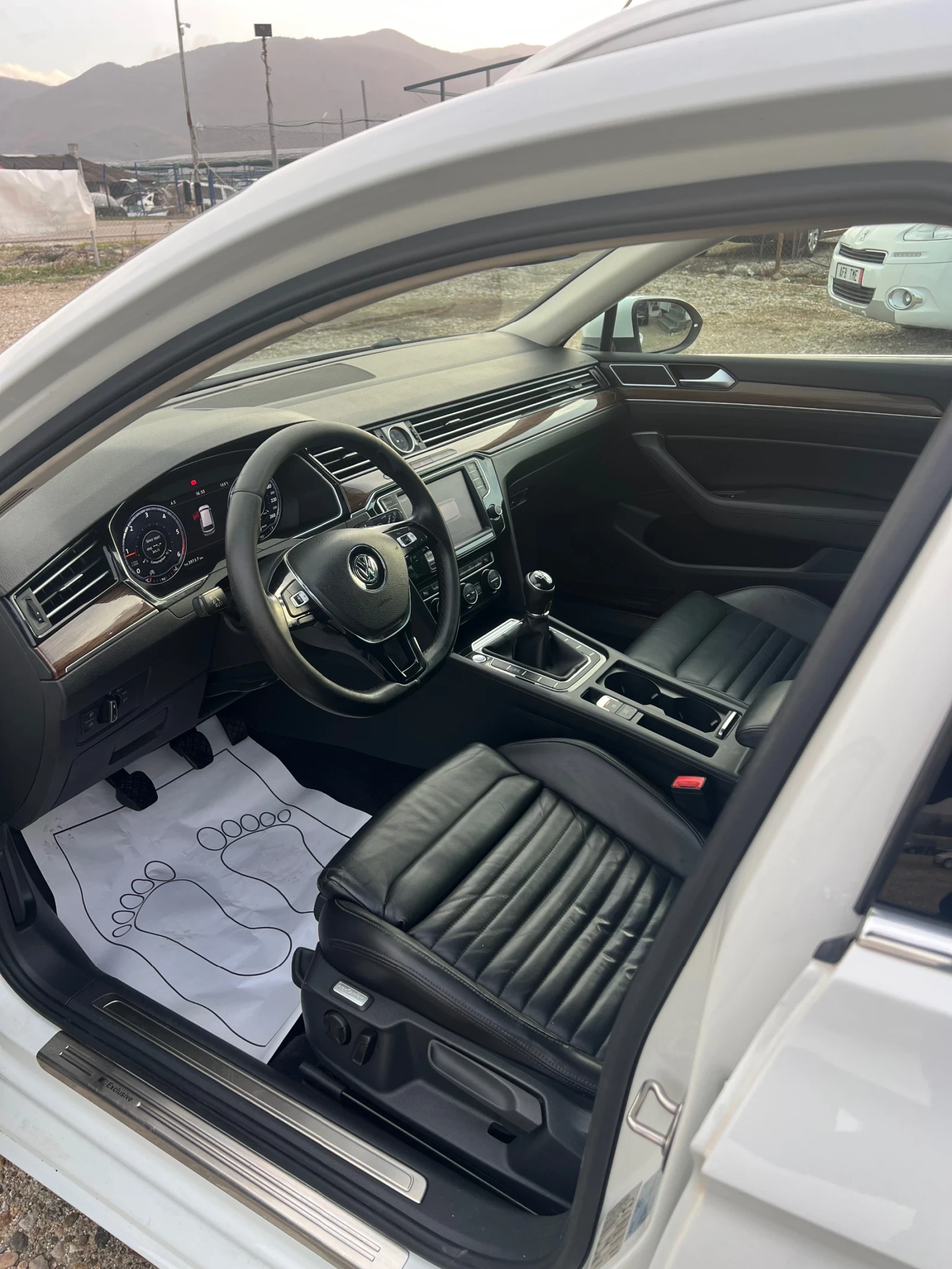 VW Passat 2.0TDI* * Digital* Exclusive*  | Mobile.bg   11