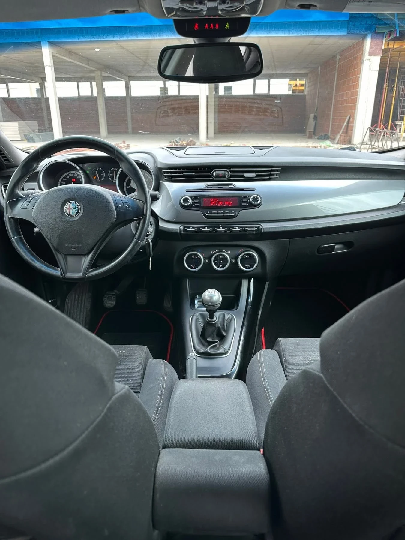 Alfa Romeo Giulietta 2.0 JTDM - изображение 8