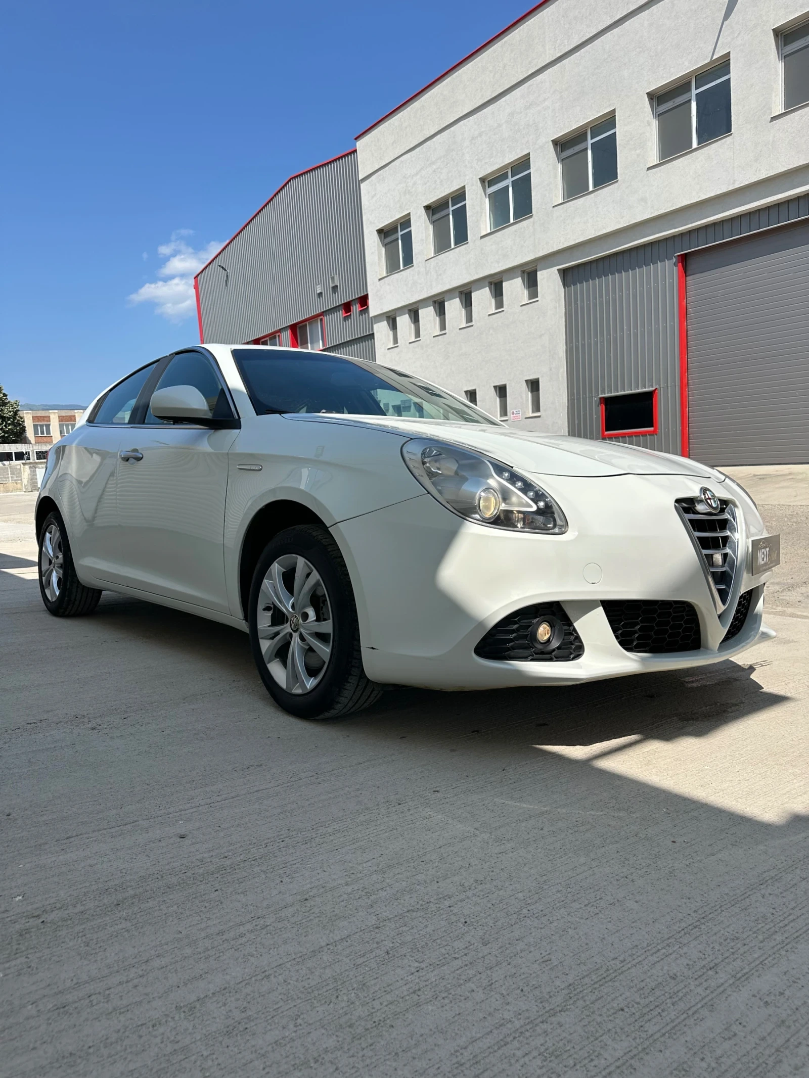 Alfa Romeo Giulietta 2.0 JTDM - изображение 3