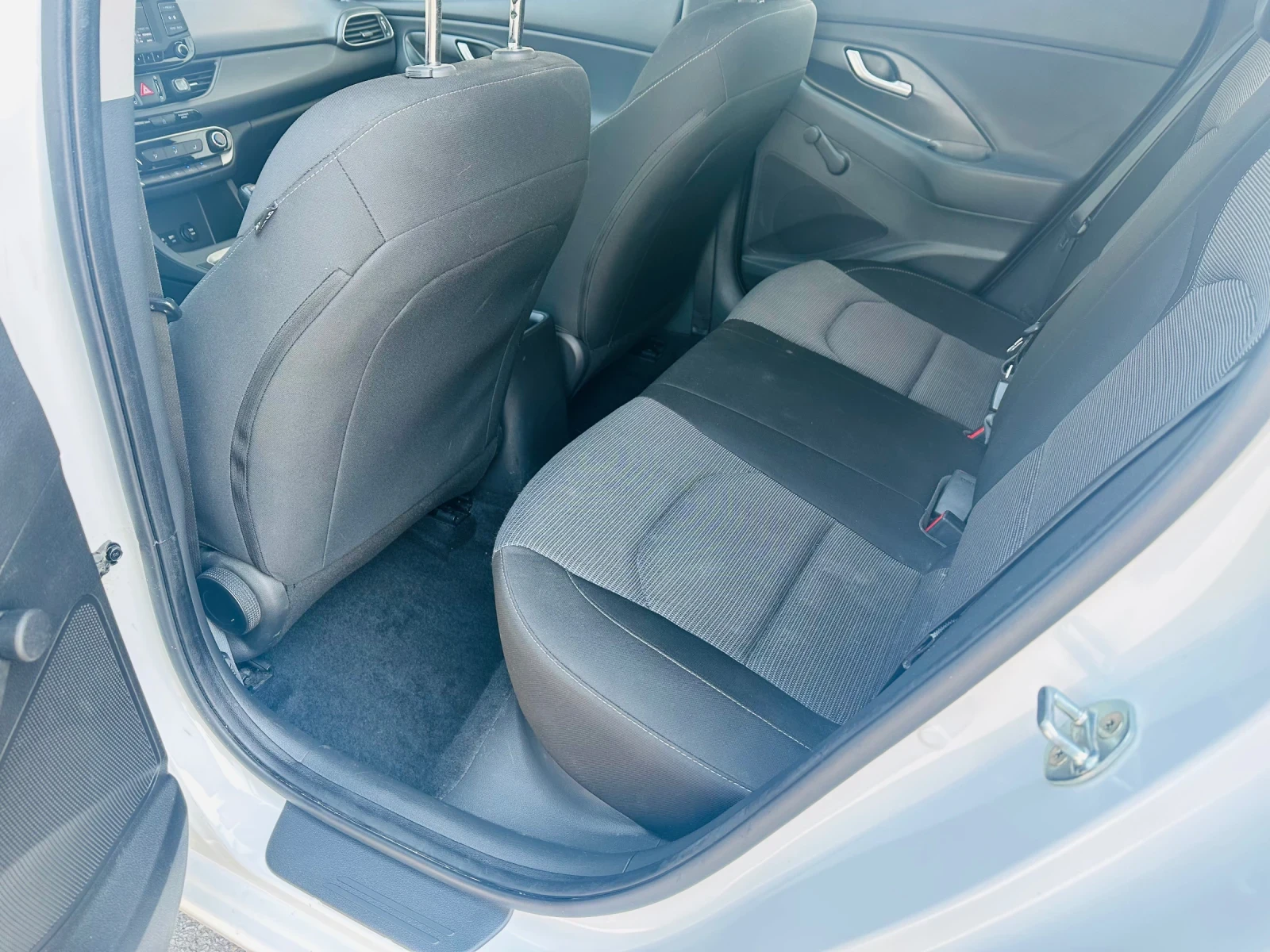 Hyundai I30 1.4i - изображение 8