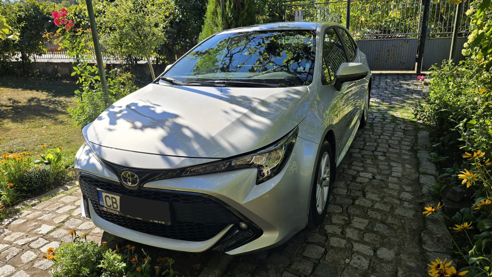 Toyota Corolla Executive HB 1.2 6M Turbo | Mobile.bg   2