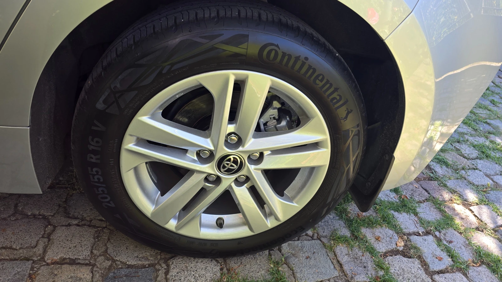 Toyota Corolla Executive HB 1.2 6M Turbo | Mobile.bg   12