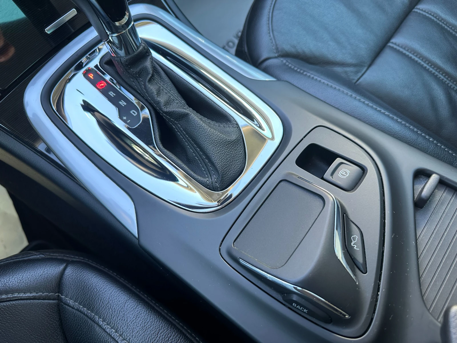 Opel Insignia Гаранция/face/2.0d 194 к.с. | Mobile.bg — изображение 12