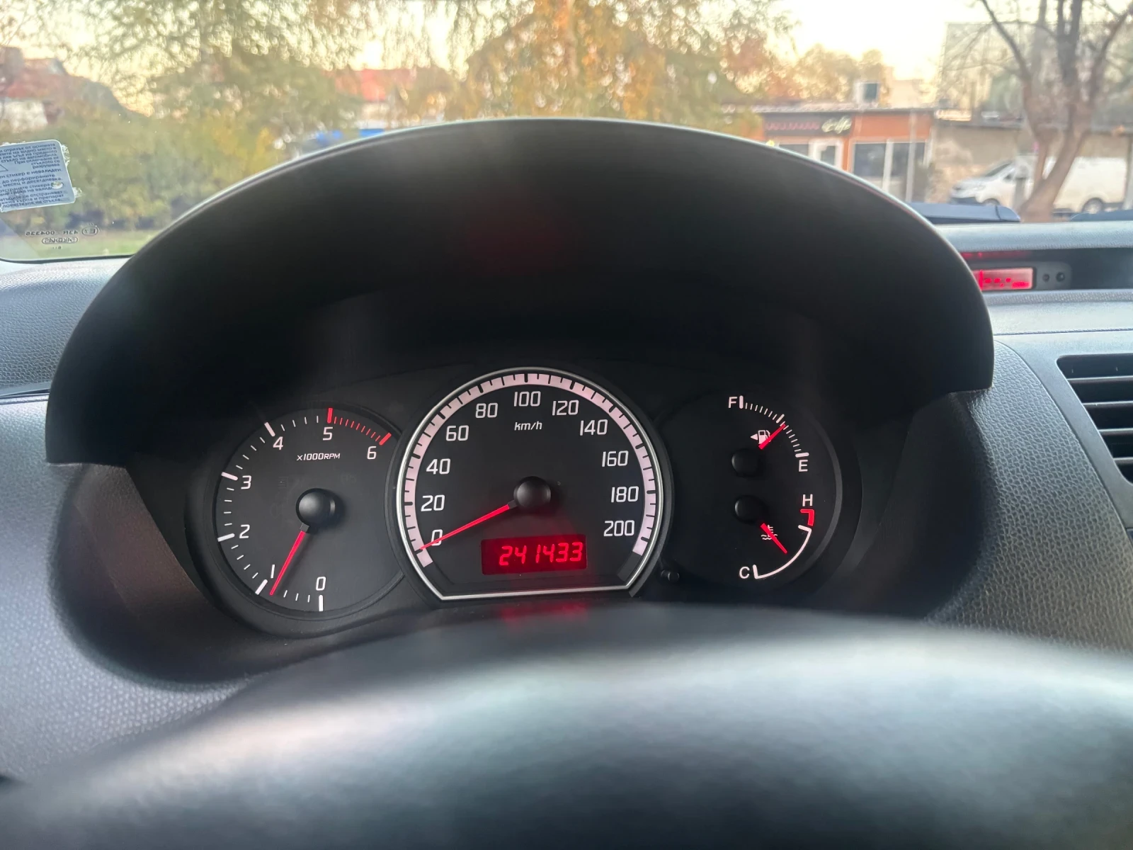 Suzuki Swift 1.3DDIS * * * * EURO4* * * *  | Mobile.bg   8