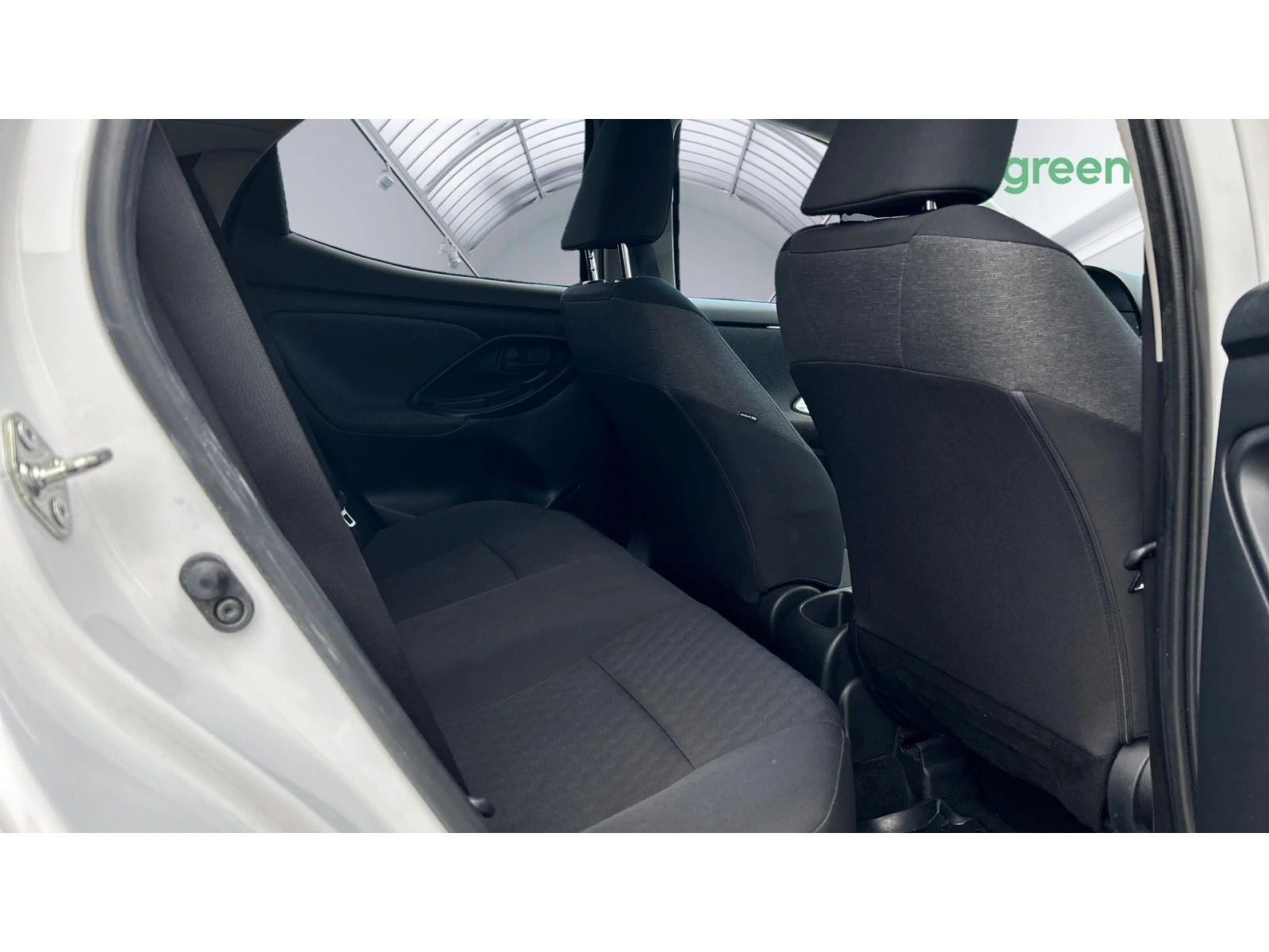 Toyota Yaris 1.5i M/T,    344 . | Mobile.bg   10