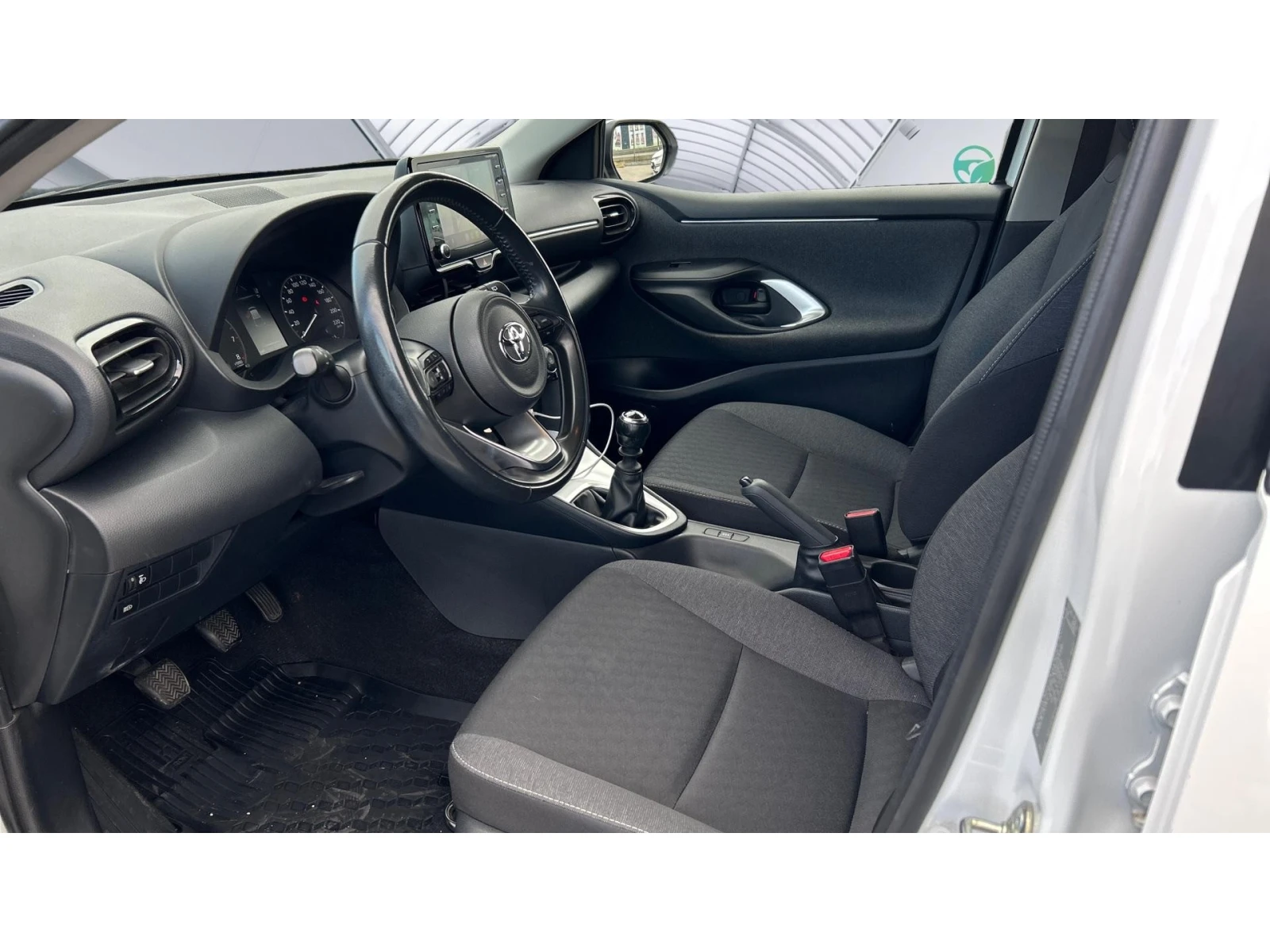 Toyota Yaris 1.5i M/T,    344 . | Mobile.bg   11