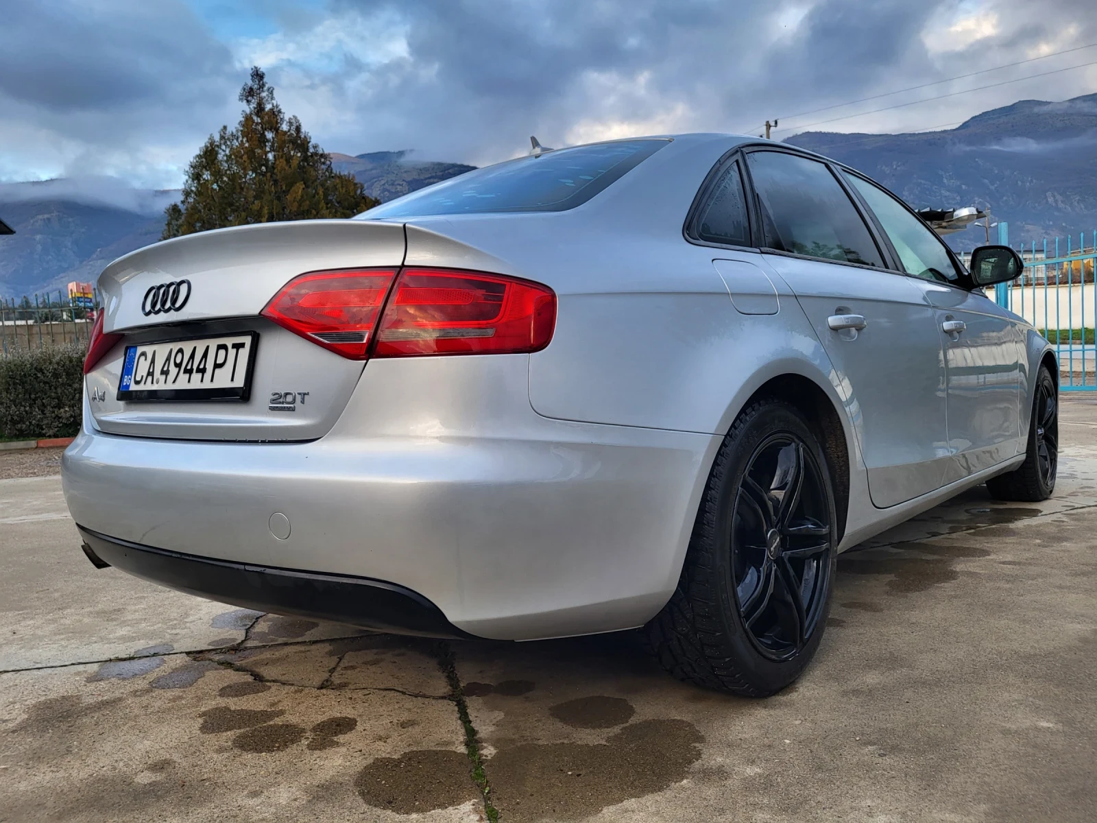 Audi A4 2.0TFSI 211kc. Quattro - изображение 6