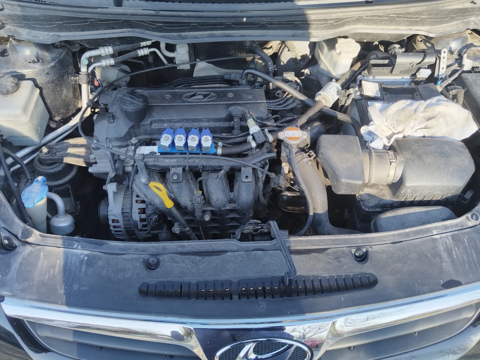 Hyundai I20, снимка 11 - Автомобили и джипове - 53772417