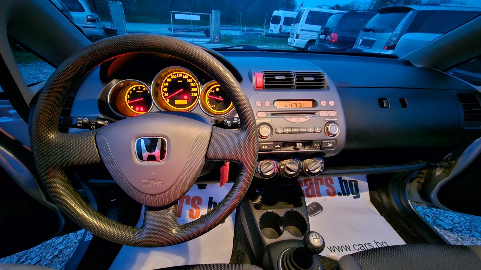 Honda Jazz 1.4 i -84к.с LS, снимка 15 - Автомобили и джипове - 54213136