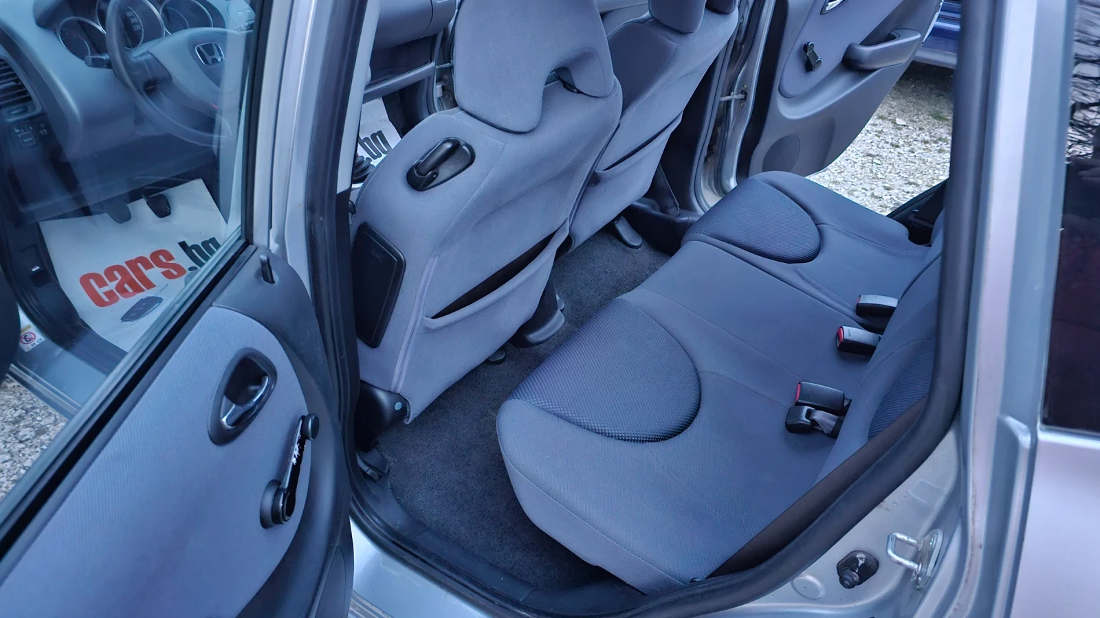 Honda Jazz 1.4 i -84к.с LS, снимка 10 - Автомобили и джипове - 54213136