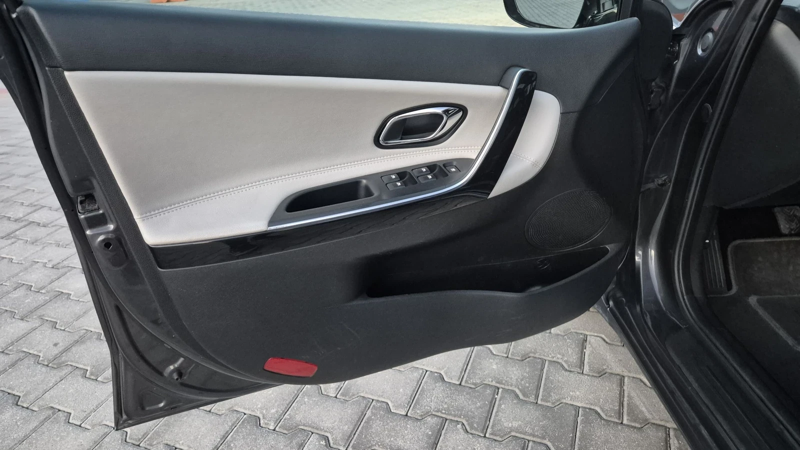 Kia Ceed 1.6 CRDi Spirit , снимка 8 - Автомобили и джипове - 54367779
