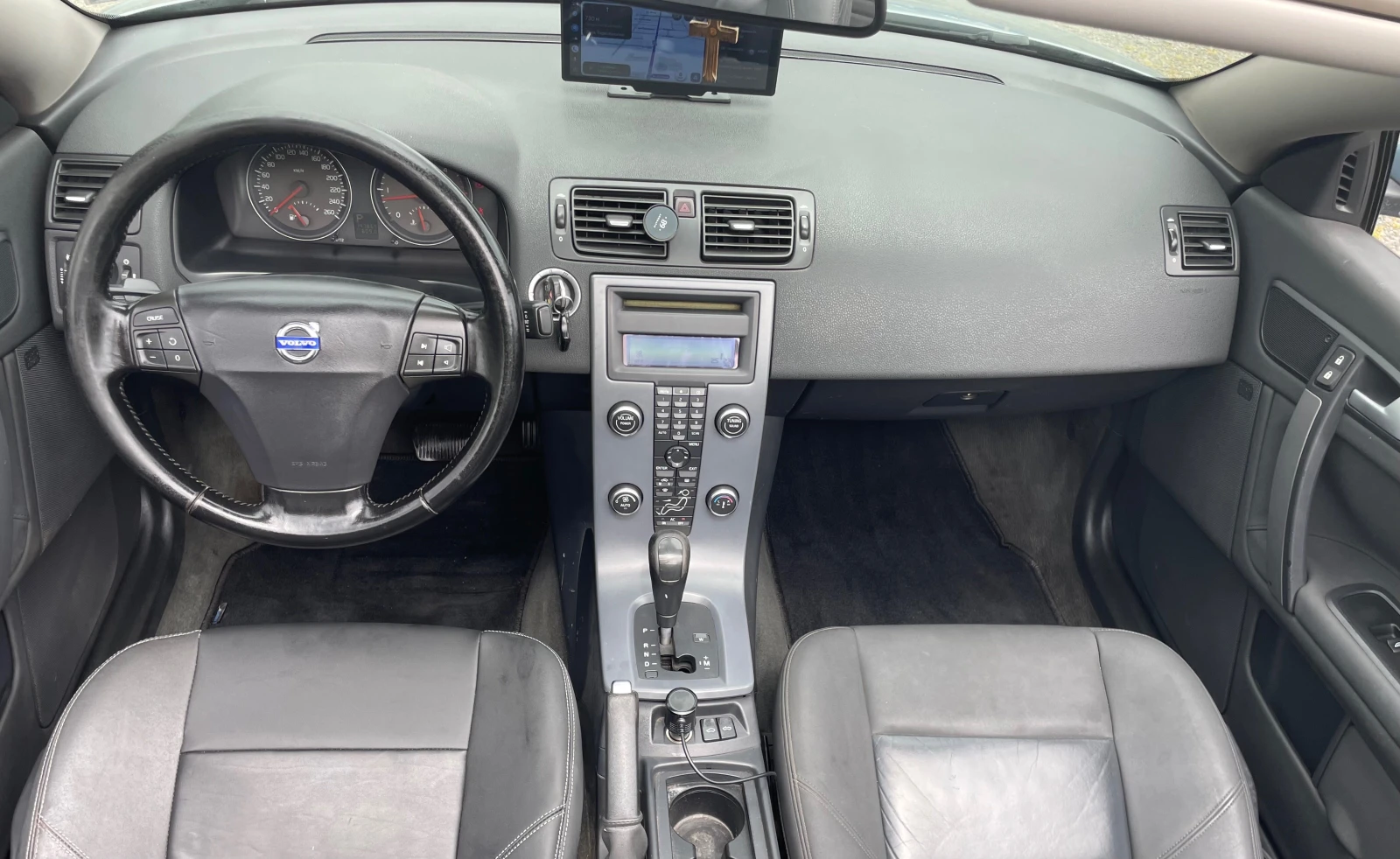 Volvo C70 Coupe Cabrio II 2.4 D5(180к.с) Automatic 5-Speed, снимка 11 - Автомобили и джипове - 54491503