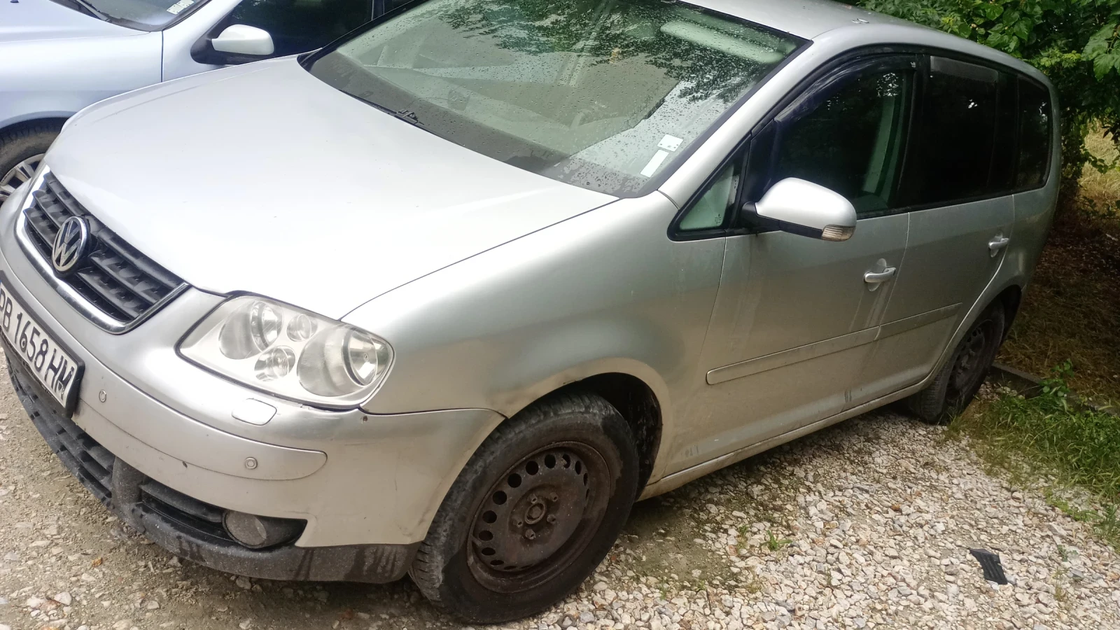 VW Touran A, снимка 2 - Автомобили и джипове - 54781866