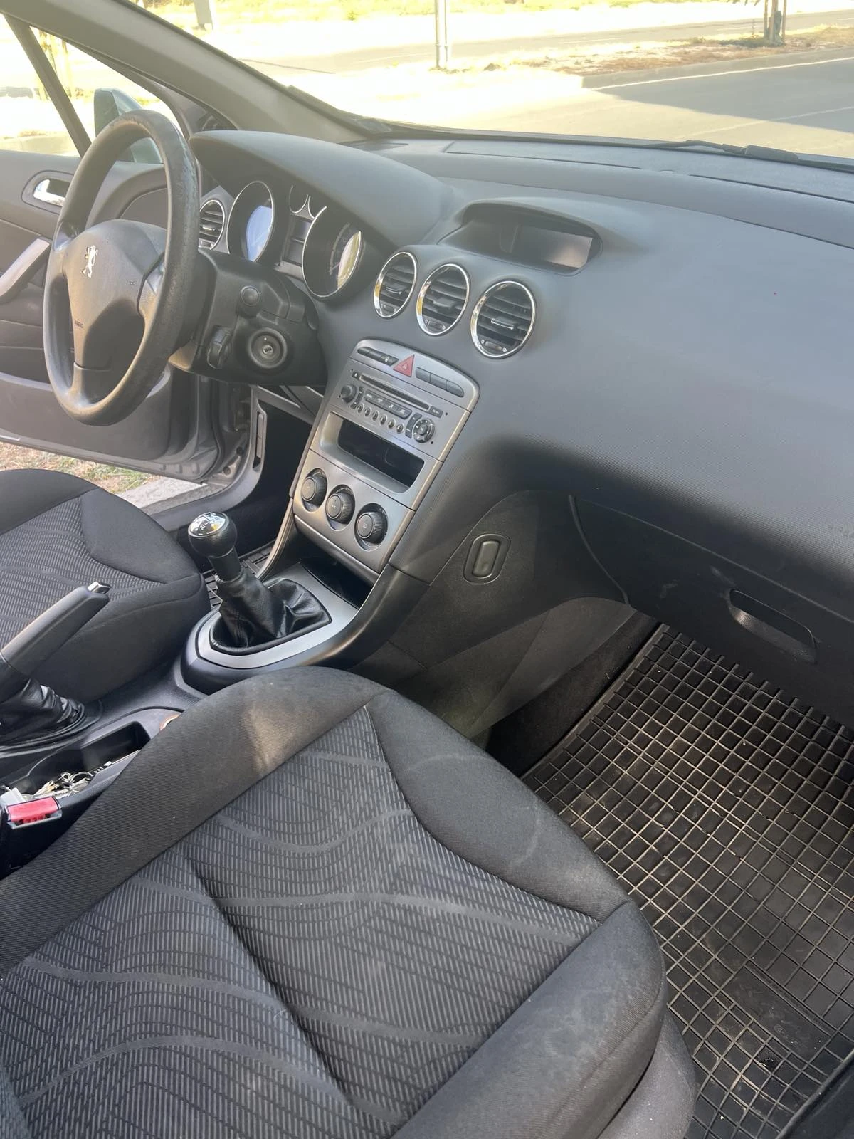 Peugeot 308 1.6, снимка 4 - Автомобили и джипове - 54791403