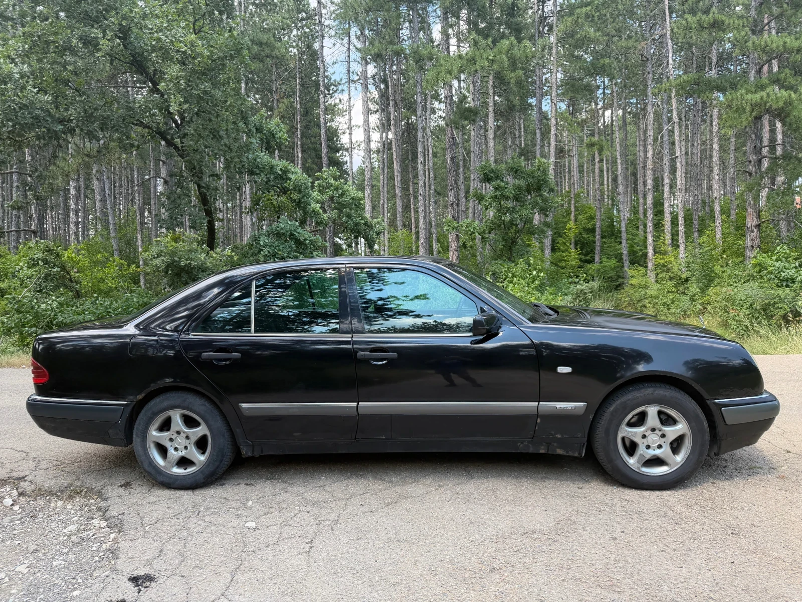 Mercedes-Benz E 290, снимка 4 - Автомобили и джипове - 55097183