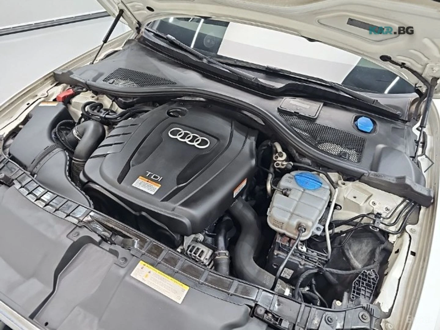 Audi A6 2.0 TDI* C7* КОЖА* ПОДГРЕВ* ПАНО* КАМЕРА* НАВИ, снимка 5 - Автомобили и джипове - 55341097