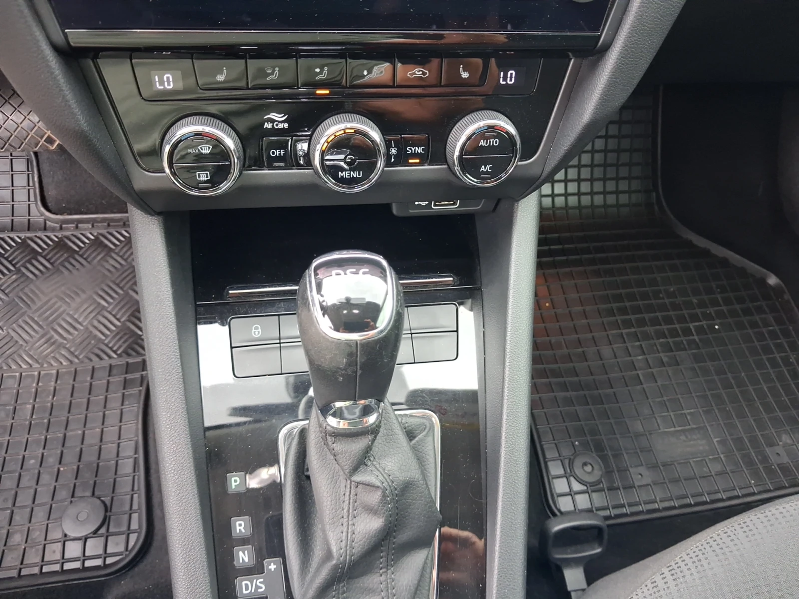 Skoda Octavia  Комби Стайл 1, 5 TSI, 130 к.с., 7DSG, снимка 14 - Автомобили и джипове - 55563145