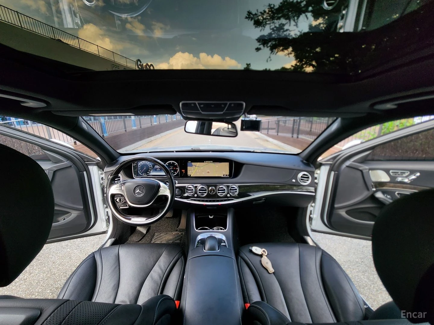 Mercedes-Benz S 350 4MATIC* ПОДГР* ОБДУХВ* BURM* PANO* 360* АВТОКРЕДИТ, снимка 9 - Автомобили и джипове - 55620117