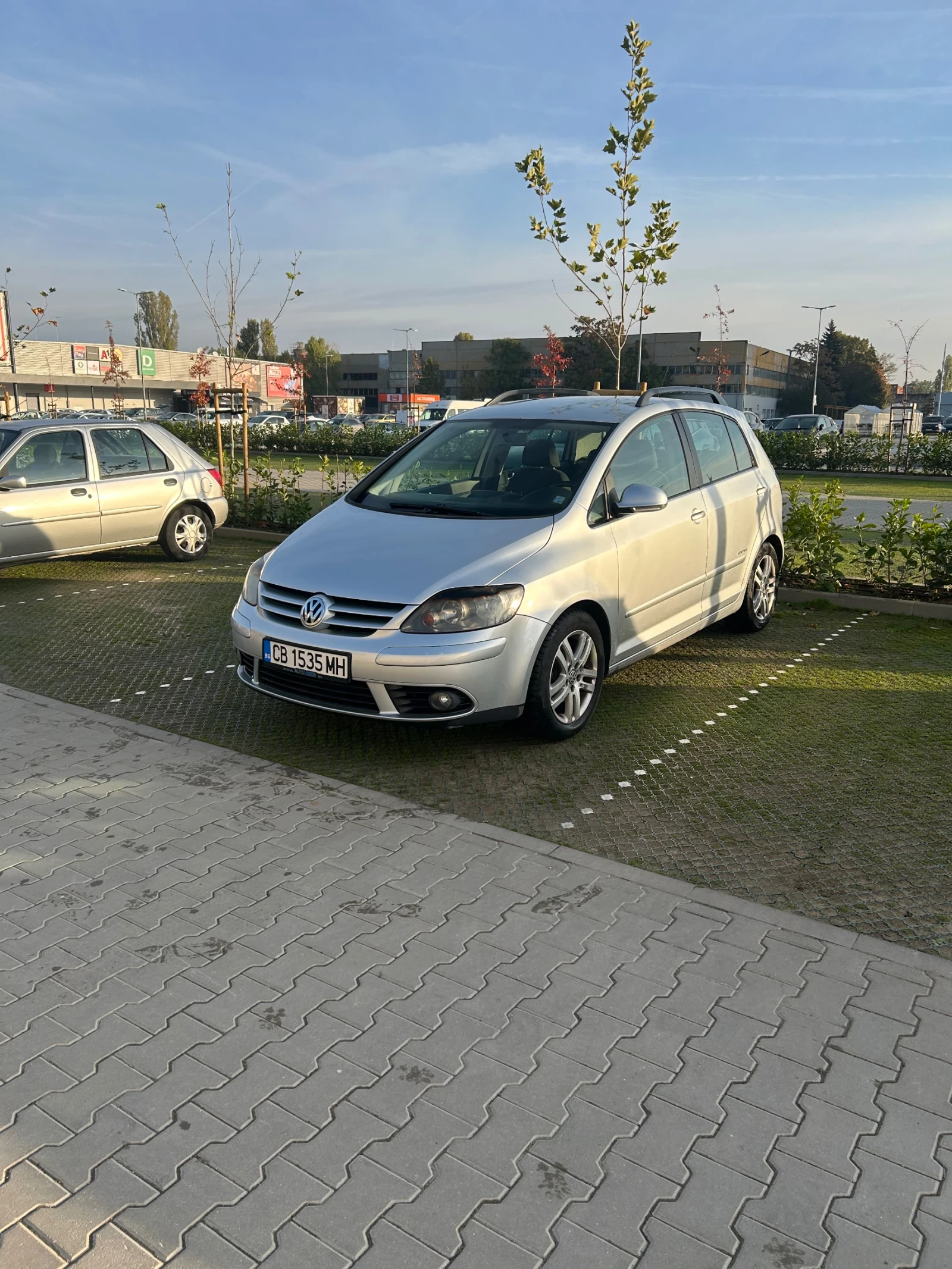 VW Golf Plus 1, 6 102коня, снимка 7 - Автомобили и джипове - 56579665
