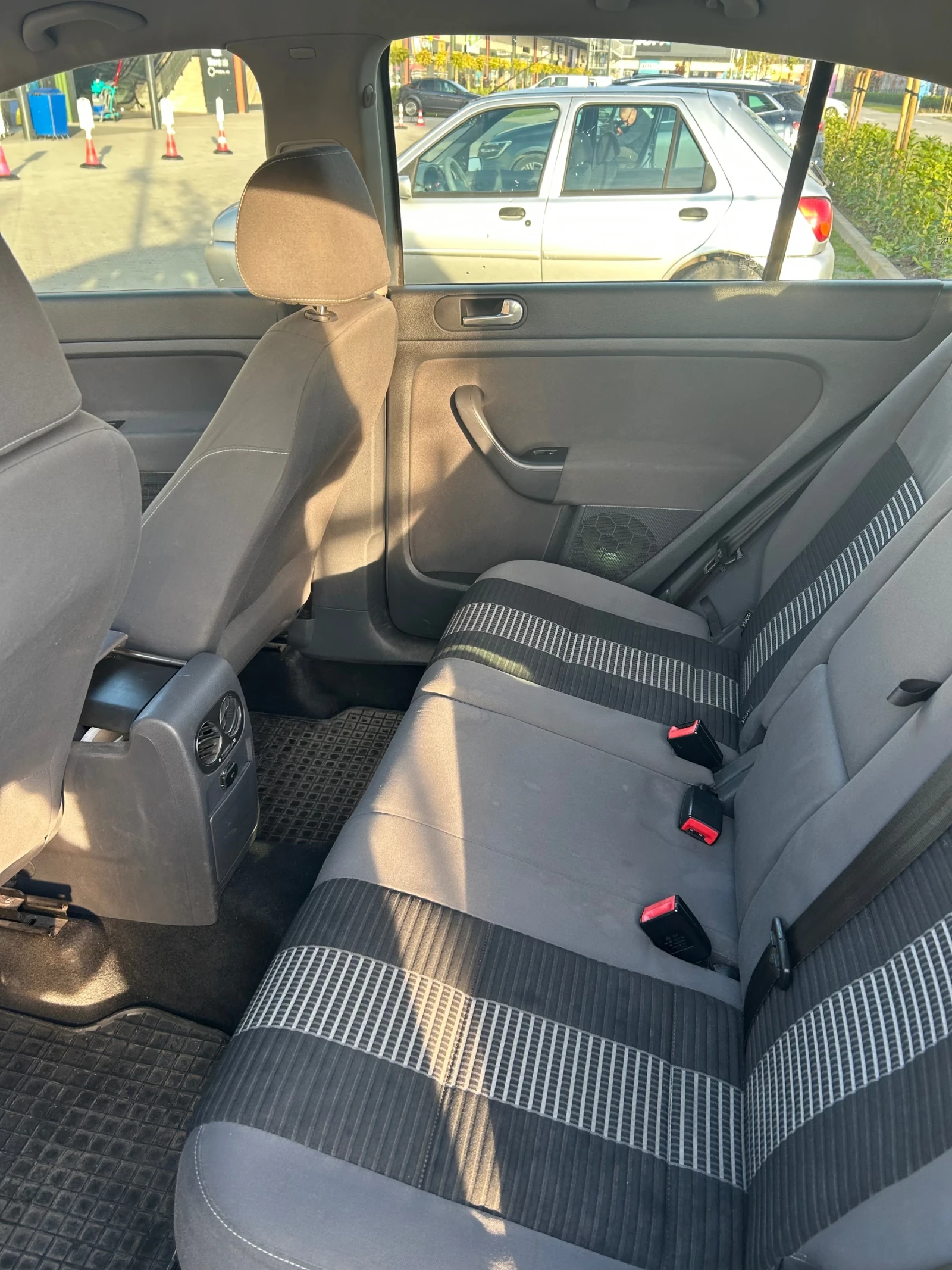 VW Golf Plus 1, 6 102коня, снимка 14 - Автомобили и джипове - 56579665