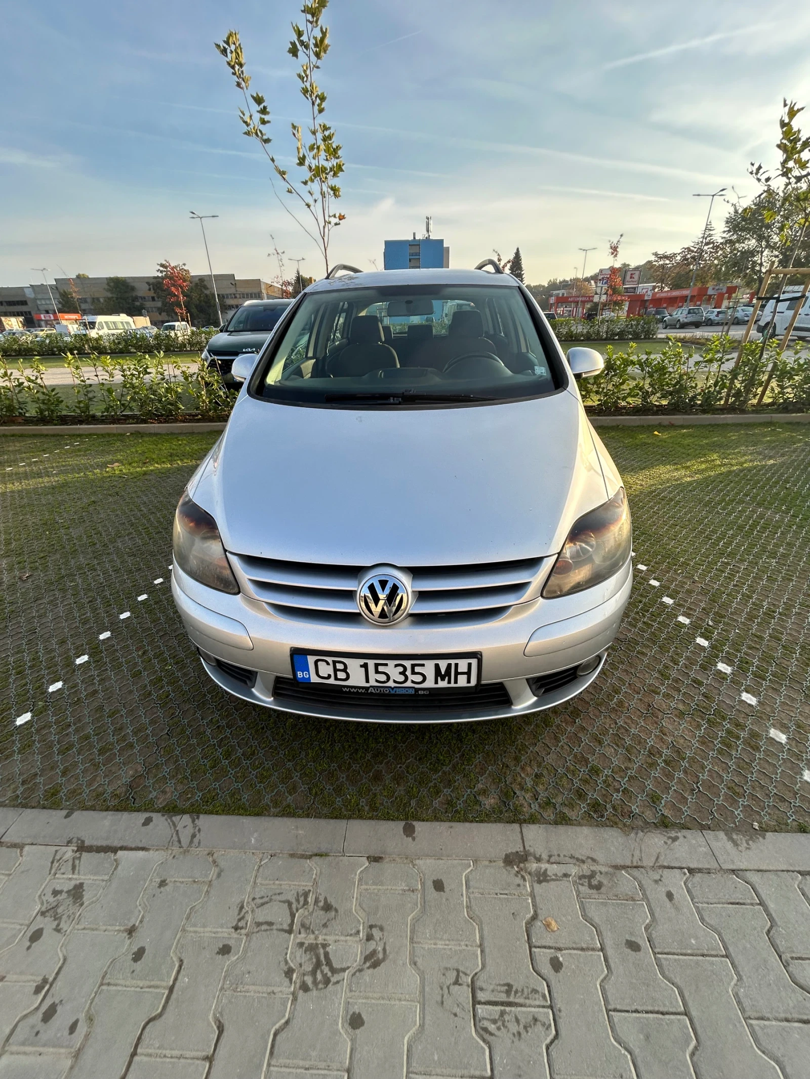 VW Golf Plus 1, 6 102коня