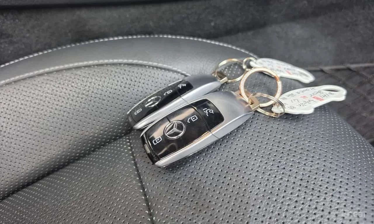 Mercedes-Benz E 300 * E300 4MATIC AV Intelligent Drive *  | Mobile.bg � ����������� 15