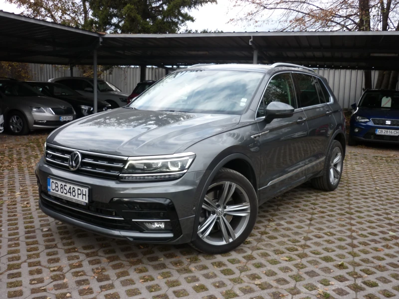 VW Tiguan 2.0 TDI R-Line, снимка 1 - Автомобили и джипове - 48042553