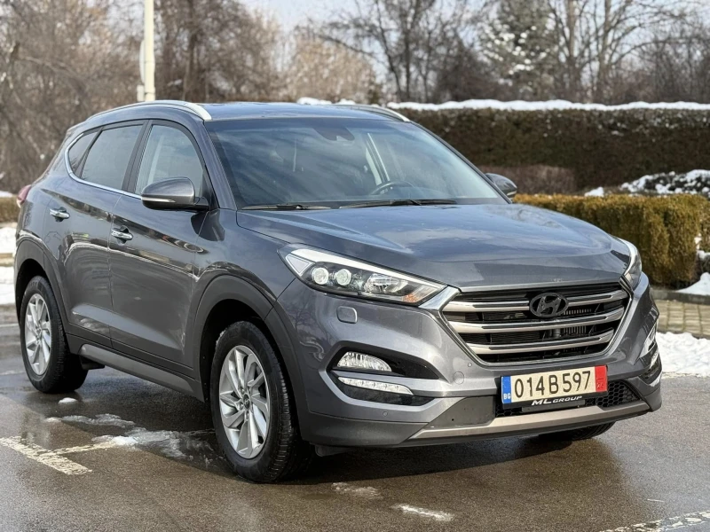 Hyundai Tucson 2.0 CRDi Plena 4WD, снимка 3 - Автомобили и джипове - 48713144