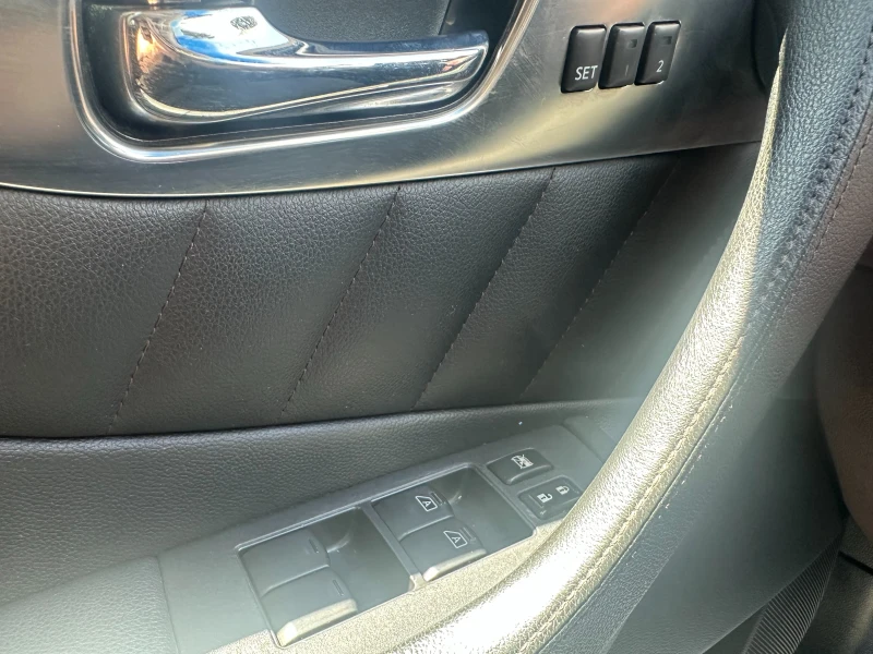 Infiniti Fx 35 3.5i 284 к.с., снимка 16 - Автомобили и джипове - 50769901