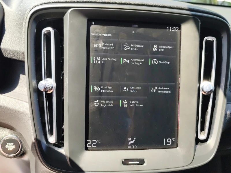 Volvo XC40 2.0D* FULL-LED* NAVI* EURO 6D* , снимка 10 - Автомобили и джипове - 50793090