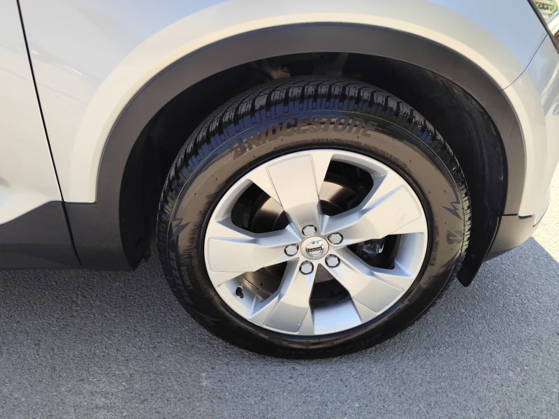 Volvo XC40 2.0D* FULL-LED* NAVI* EURO 6D* , снимка 14 - Автомобили и джипове - 50793090