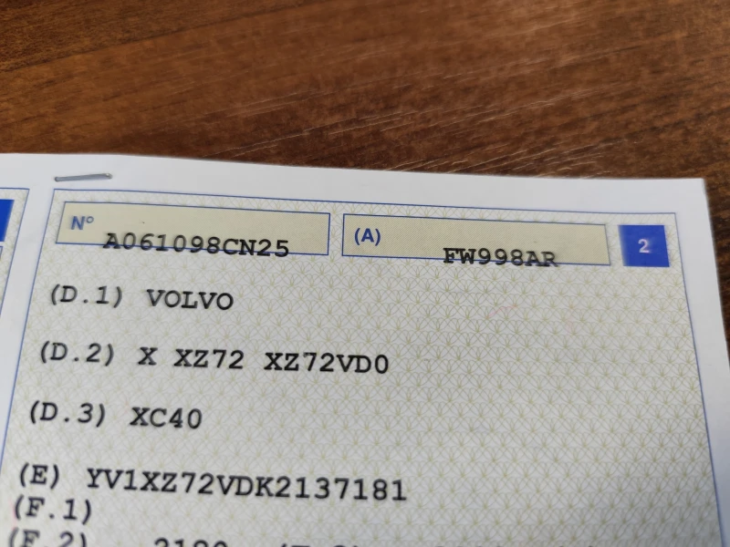 Volvo XC40 2.0D* FULL-LED* NAVI* EURO 6D* , снимка 17 - Автомобили и джипове - 50793090