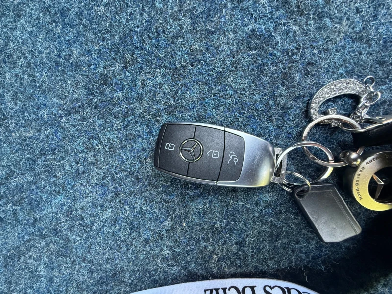 Mercedes-Benz GLA 200 GLA 200 4matic, снимка 17 - Автомобили и джипове - 51955868