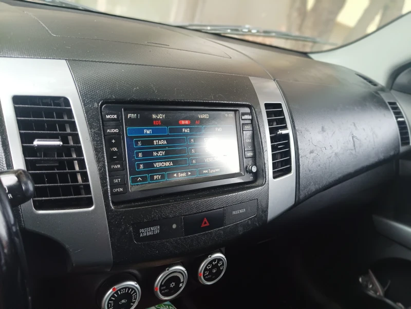 Peugeot 4007, снимка 9 - Автомобили и джипове - 52191928