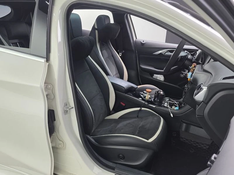 Infiniti Q30 2.0 Automatic ПОДГРЕВ* ПАНОРАМА* КАМЕРИ, снимка 12 - Автомобили и джипове - 55980839