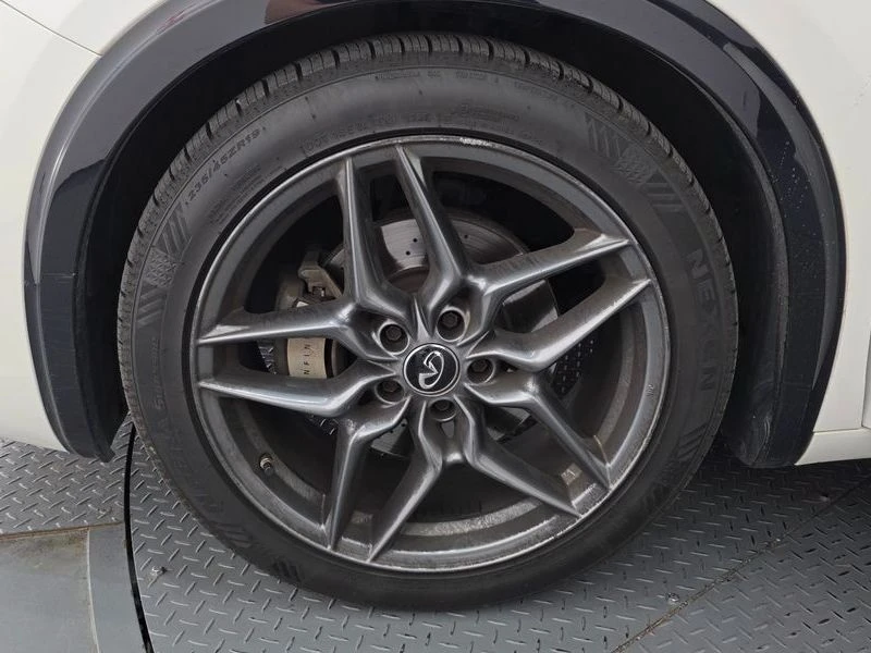 Infiniti Q30 2.0 Automatic ПОДГРЕВ* ПАНОРАМА* КАМЕРИ, снимка 5 - Автомобили и джипове - 55980839
