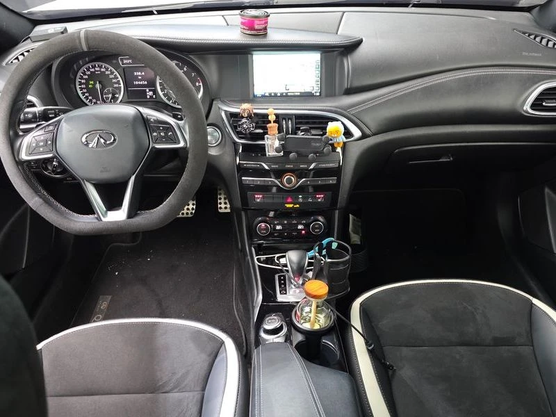 Infiniti Q30 2.0 Automatic ПОДГРЕВ* ПАНОРАМА* КАМЕРИ, снимка 7 - Автомобили и джипове - 55980839