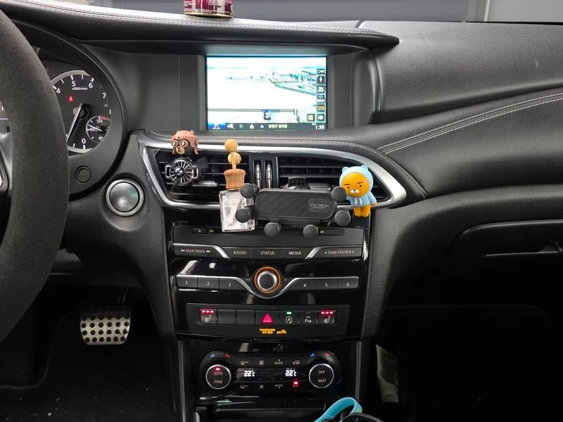Infiniti Q30 2.0 Automatic ПОДГРЕВ* ПАНОРАМА* КАМЕРИ, снимка 15 - Автомобили и джипове - 55980839