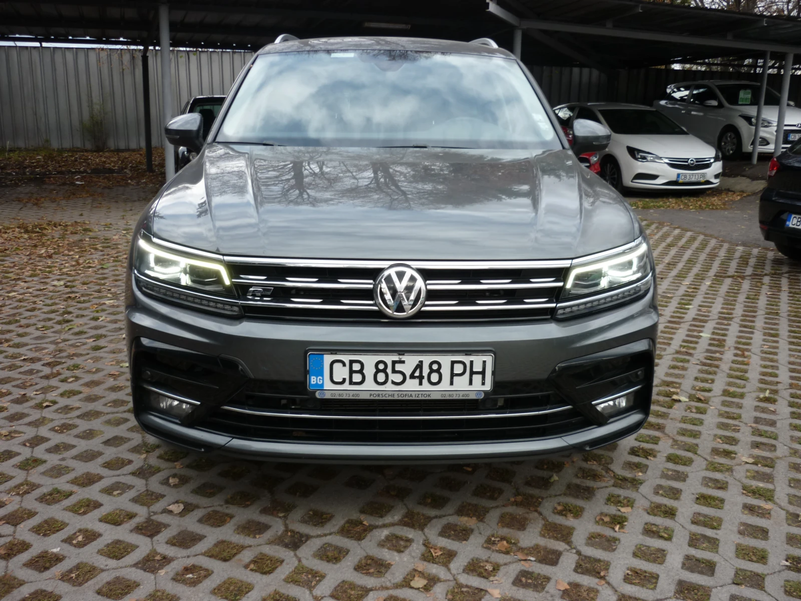 VW Tiguan 2.0 TDI R-Line - изображение 2