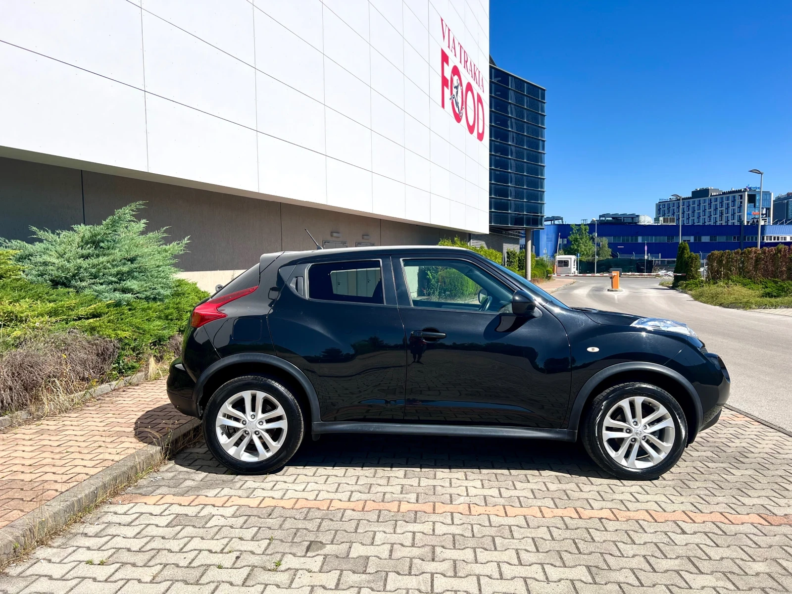 Nissan Juke 1.5DCI-лизинг през Уникредит по 235лв на месец - изображение 4